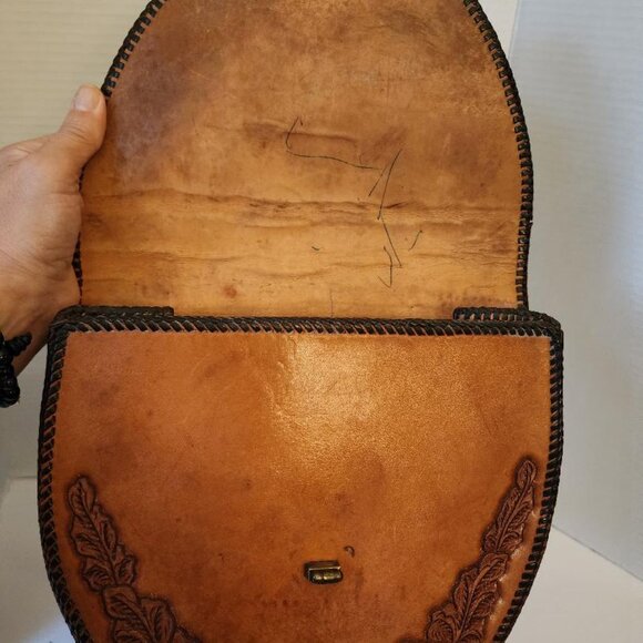 Vintage 1950's Wide Strap Tooled Leather Purse-Raleigh - Picture 7 of 9